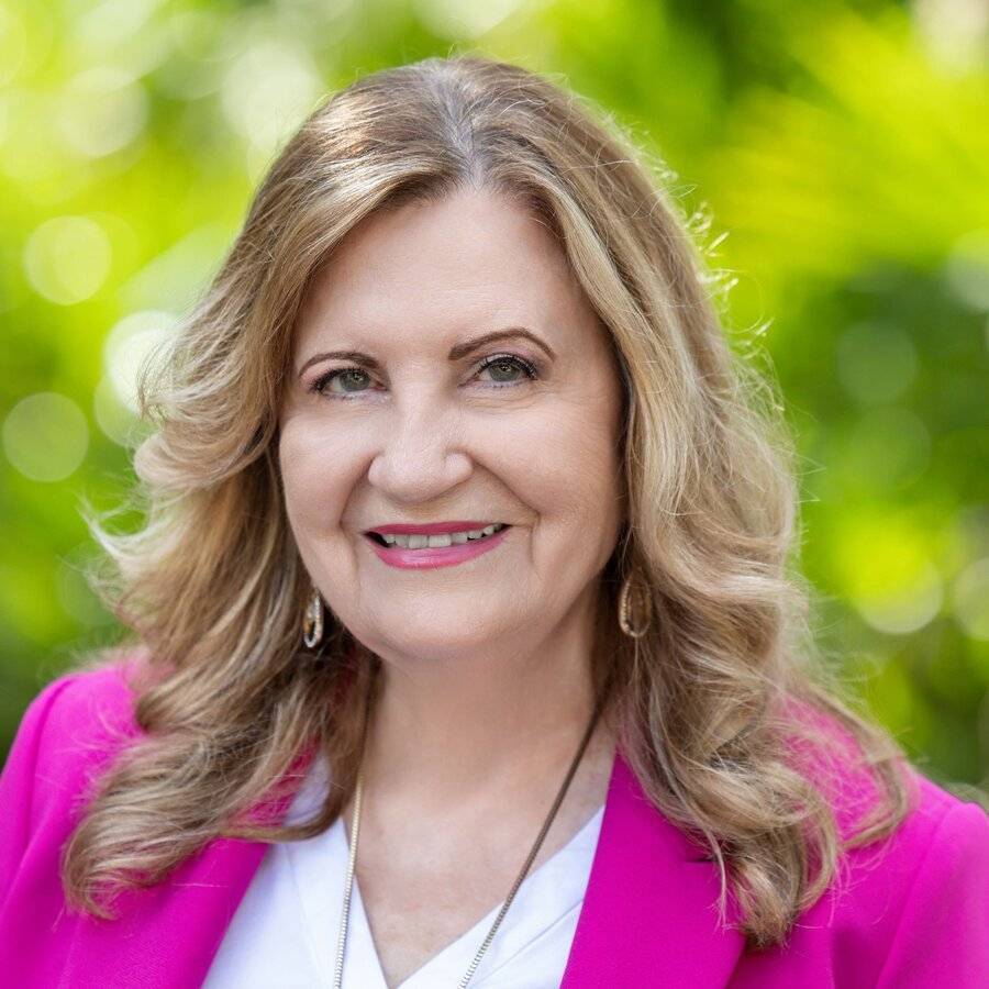Sara Miller Photo